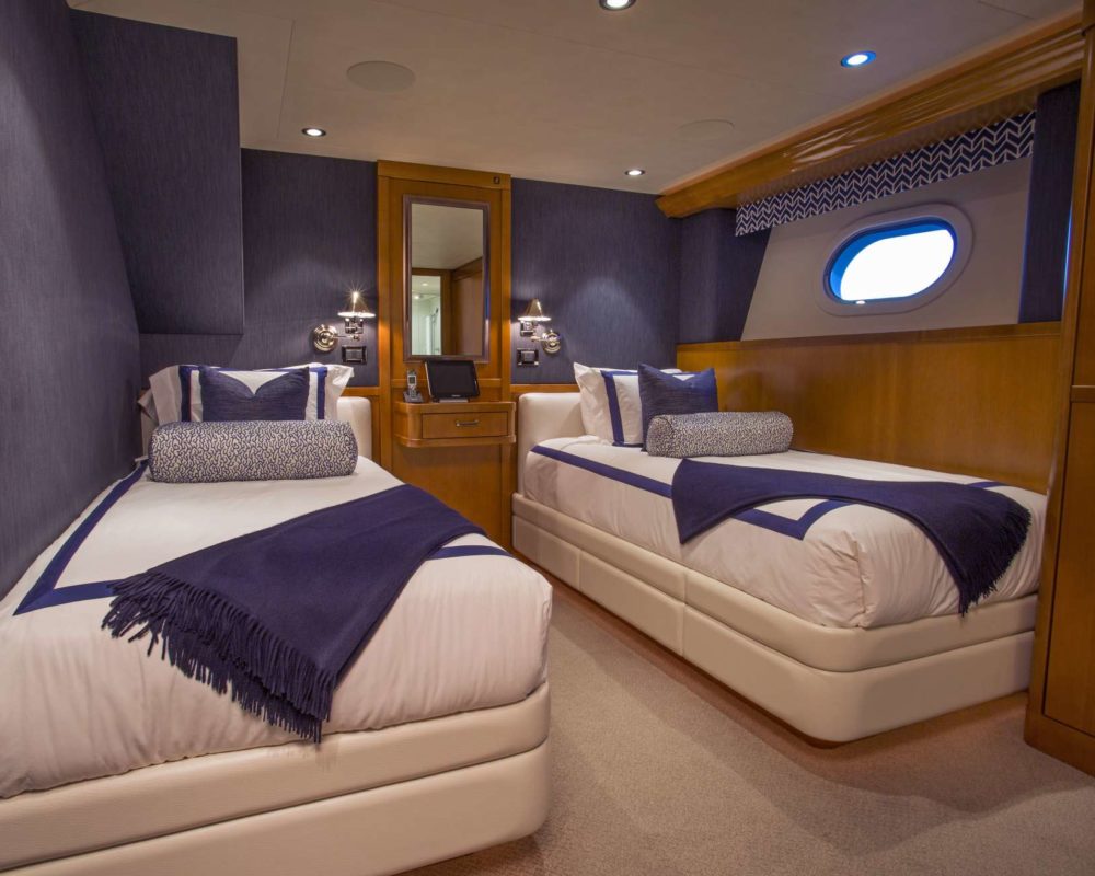 FAR NIENTE 130' (40m) Westport - Yachts Worldwide - Yacht Charters